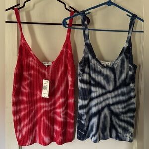 Pair of tie dye tanks ❤️💙
